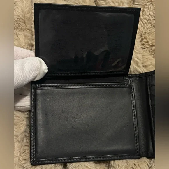 Polo Ralph Lauren Black Leather Bi-Fold Wallet - Picture 8 of 9